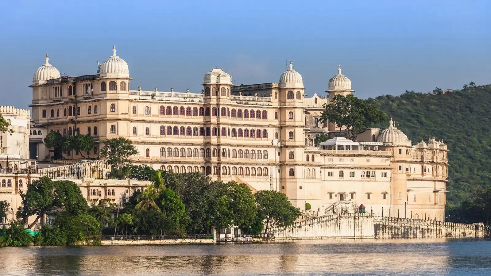 Explore City Palace Udaipur History Timings And Ticket Prices explore-city-palace-udaipur-history-timings-and-ticket-prices